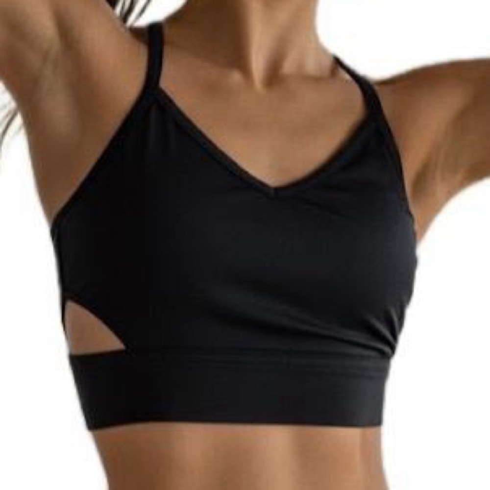 Lumi Collective Black Strappy Cut Out Dance Crop Top‎ YM Youth Medium NWT